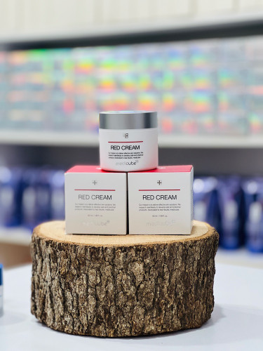 کرم قرمز ترمیم کننده مدیکیوب نسخه 2.0