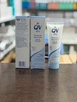 کرم مرطوب کننده SPF30 پوست نرمال تا خشک کیو وی 100 میل - تصویر 2